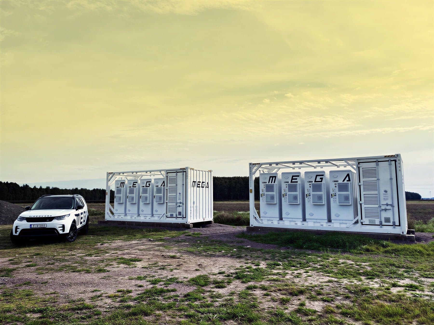 Mega Energys batterisystem installerade på en produktionsanläggning